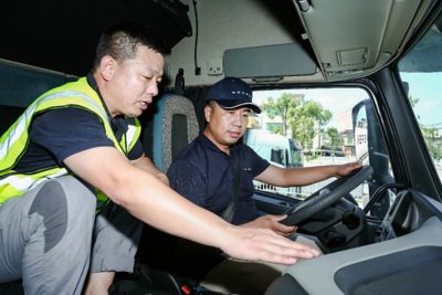 沃尔沃卡车绿色驾驶学院学员培训