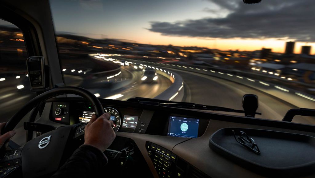 Volvo Trucks präsentiert Komplettsystem für Dienste und Infotainment