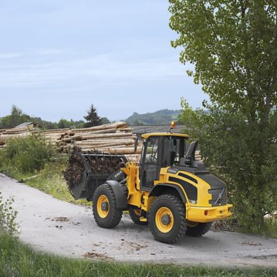 Volvo CE L45H and L50H wheel loaders now offered with high-speed driveline