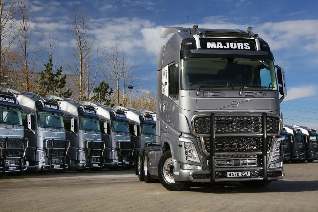 Volvo supplies first new trucks to Majors Service