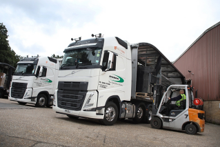 Volvo FH I-Save - Dobbs Logistics