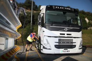 Volvo FM Electric - Tesco Distribution