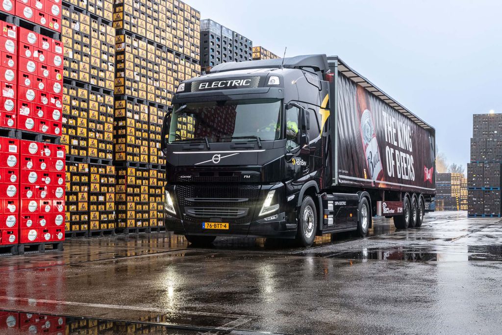 Volvo FM Electric – primeur voor Bierbrouwerij AB InBev