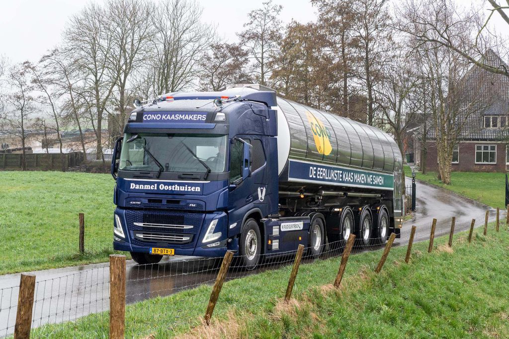 Primeur: Danmel Transport eerste RMO-rijder met een Volvo FM Electric