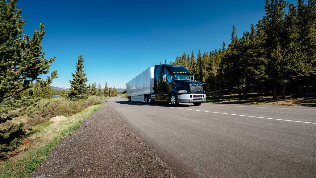 Mack Highlights Fuel-Efficient, Powerful Highway Models at 2017 Mid-America Trucking Show