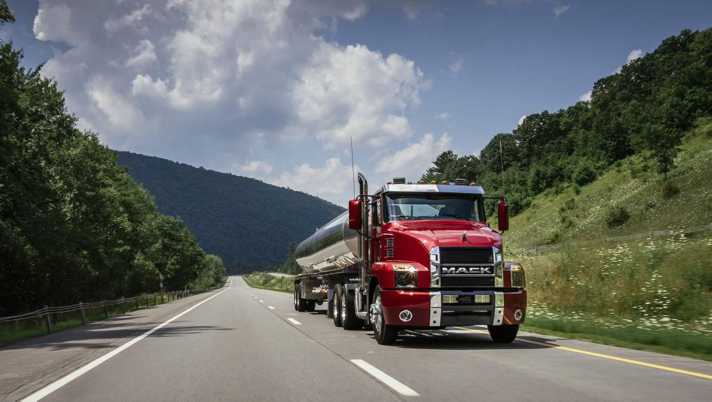 Mack Trucks Extends GuardDog® Connect Uptime Bundle at No Cost to Owner