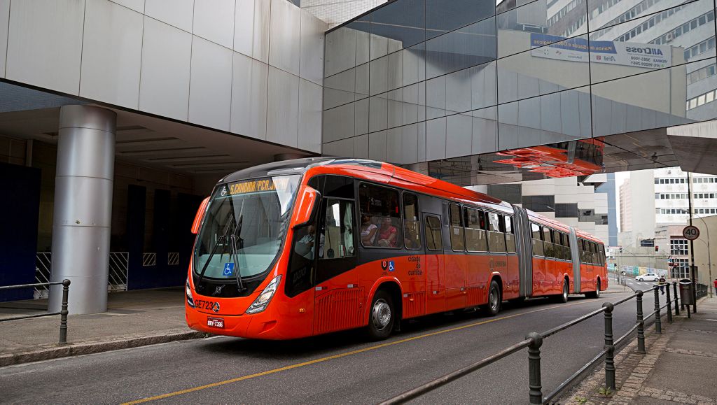 Volvo Buses - a world reference in transport system