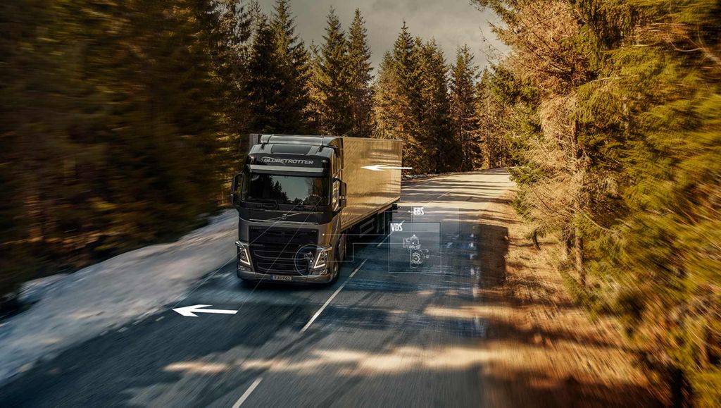 I nuovi sistemi di assistenza alla guida di Volvo Trucks portano la sicurezza a un livello superiore