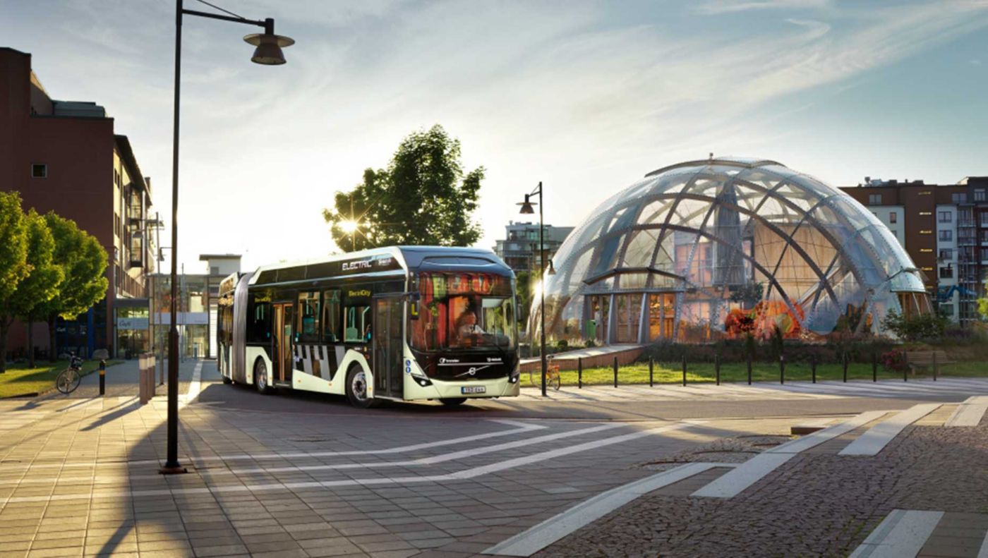 Electric articulated buses | Volvo Buses