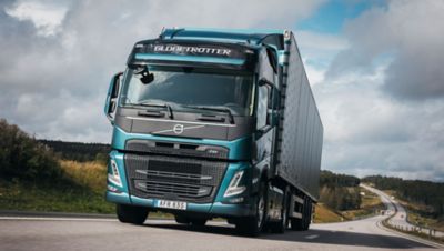 Новый большегрузный автомобиль Volvo FM создан, чтобы стать идеальным и универсальным рабочим местом на колесах.