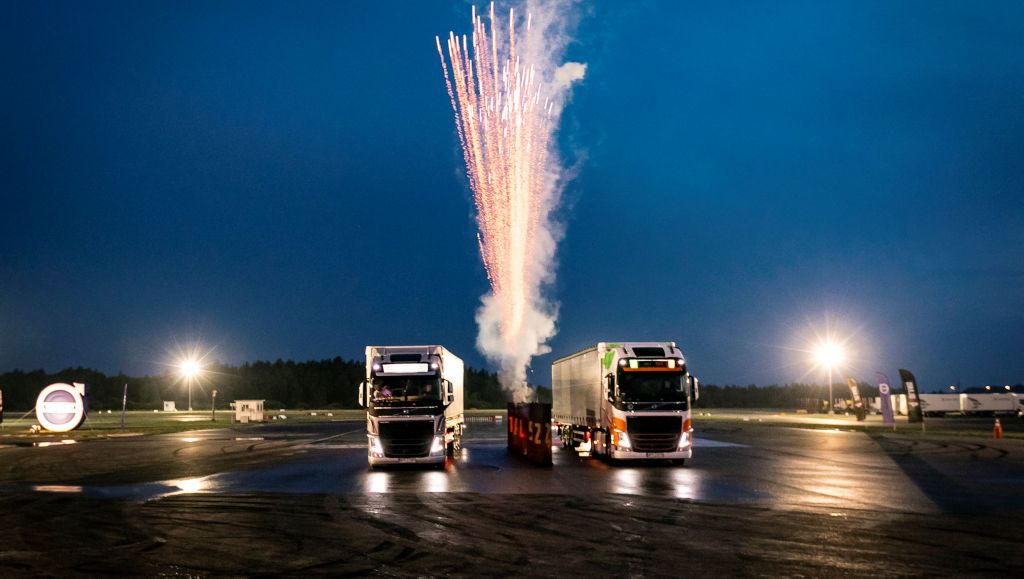 Volvo Trucks wspiera polski transport - 25 lat działalności na polskim rynku