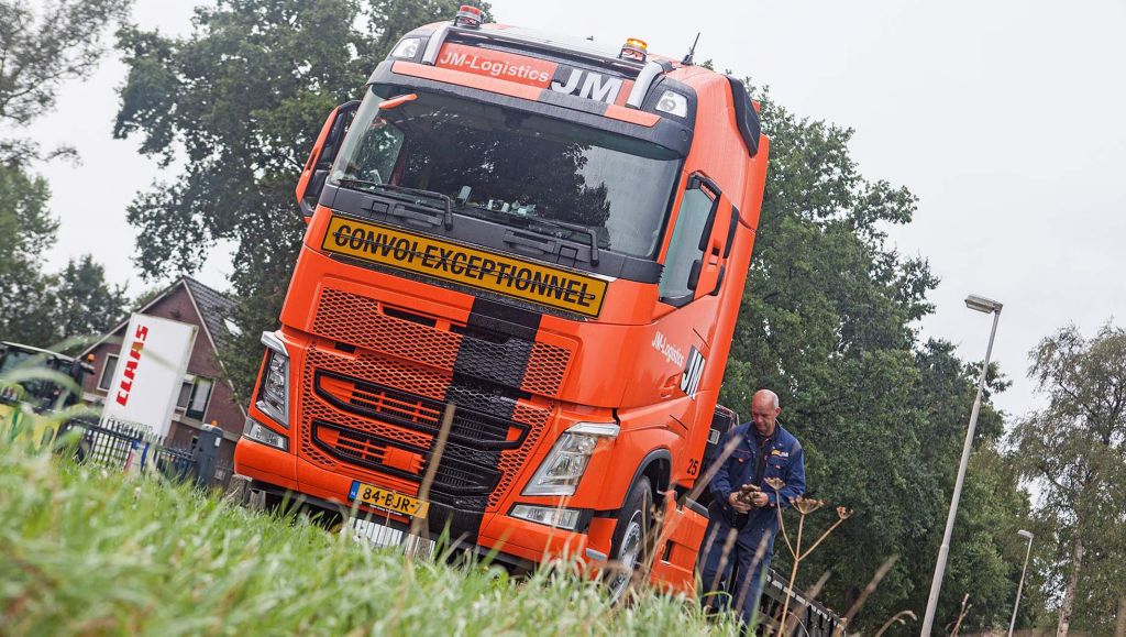 van een nieuwe Volvo FH 460 4x2-trekker combineert J. Middelkoop Logistics