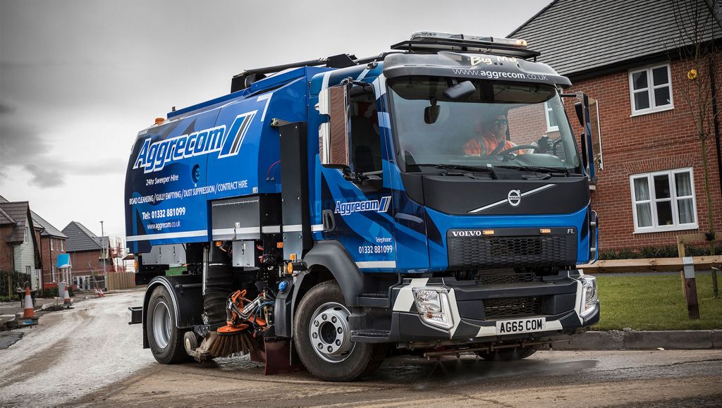 Muckaway tipper specialists, Aggrecom Ltd 