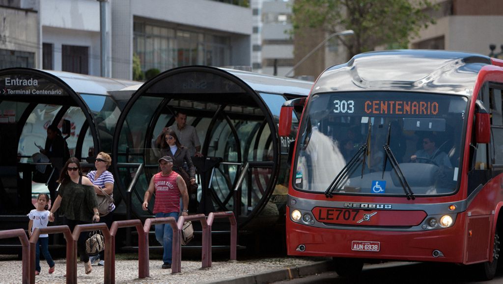 Conheça mais sobre o BRT | Mobilidade Volvo
