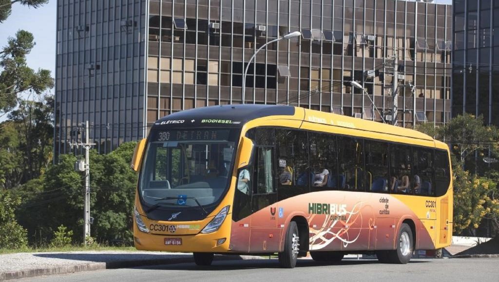 Curitiba terá Recarga de Cartão em APP e Supermercados | Mobilidade Volvo