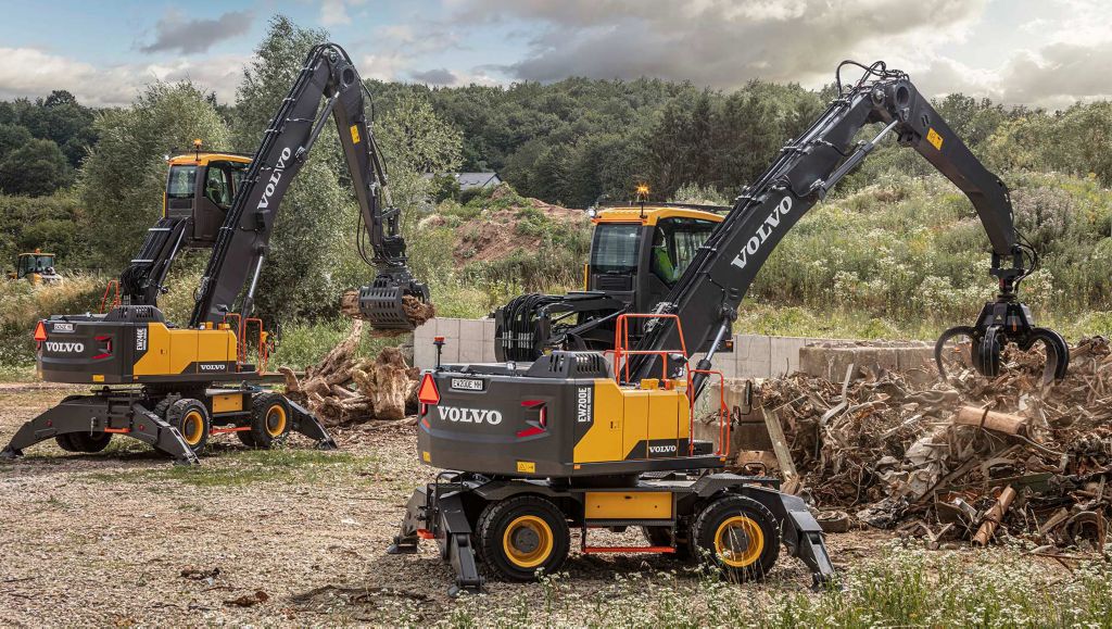 Volvo CE Expands Material Handler Lineup with New Model and New Options