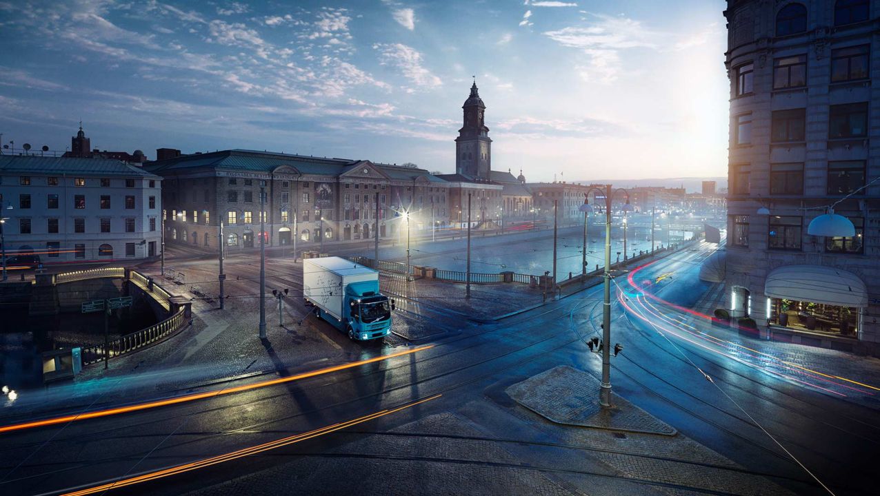 Volvo Trucks presents second electric truck model