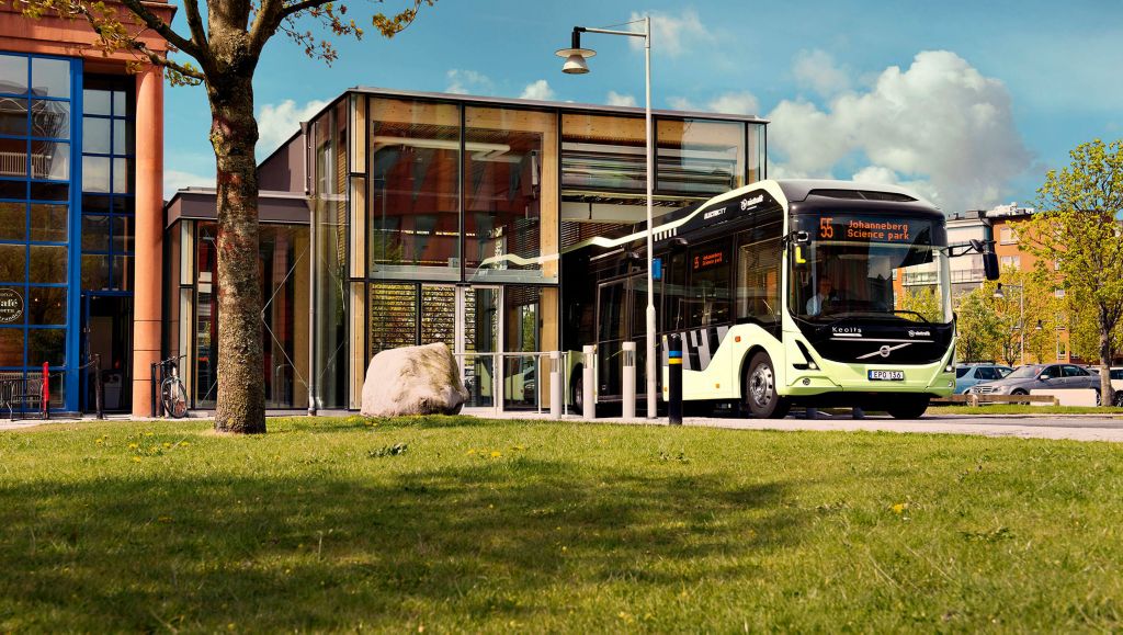 Nachhaltigkeit und Design: Volvo stellt neuen Elektro-Konzeptbus auf dem UITP-Kongress 2015 in Mailand vor