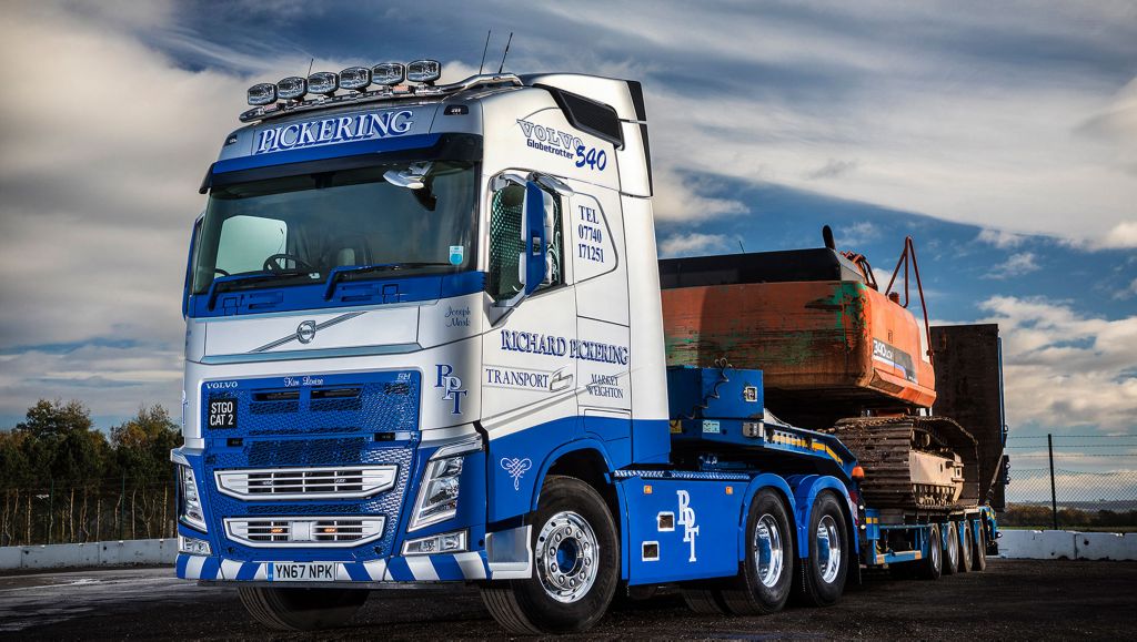 80-tonne, Volvo FH-540 6x4 tractor unit, equipped with Tandem Axle Lift and an I-Shift with Crawler Gears transmission 