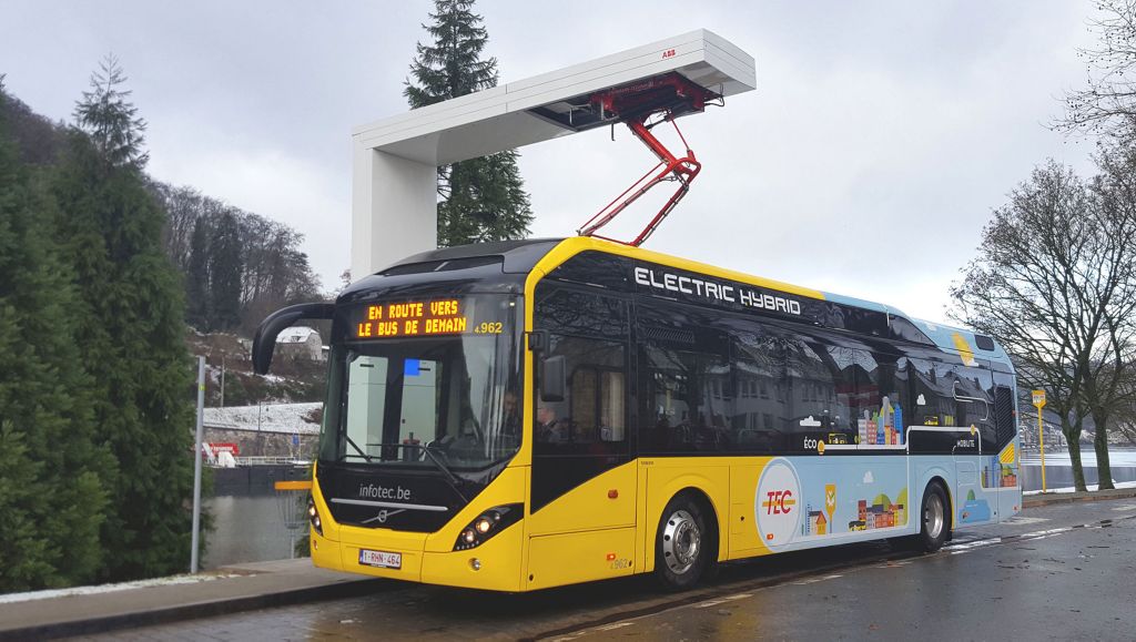 90 Elektro-Hybridbusse und 12 Ladestationen für den elektrifizierten ÖPNV in Namur und Charleroi