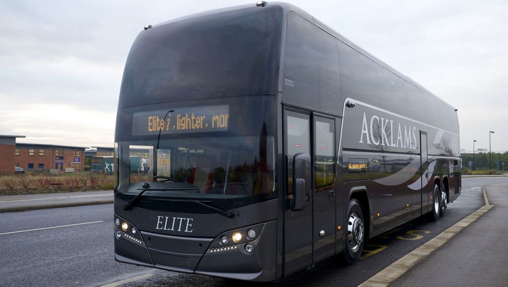 Volvo celebrates 35 year relationship with Plaxton with new bespoke B11R coach at CBUK 