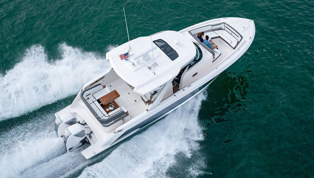 Tiara Sport 38 LS PR