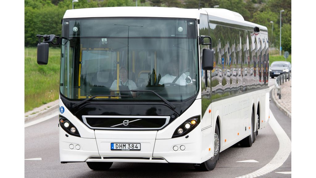 Volvo Dynamic Steering reduces the risk of work-related injuries for bus drivers