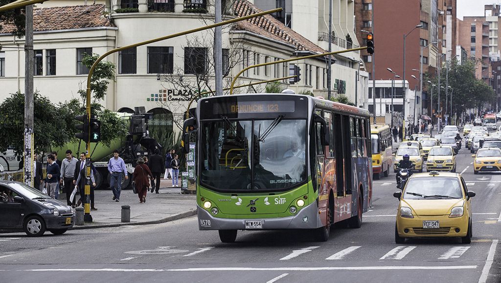Volvo Vende 105 Ônibus para o Transporte de Bogotá | Mobilidade Volvo