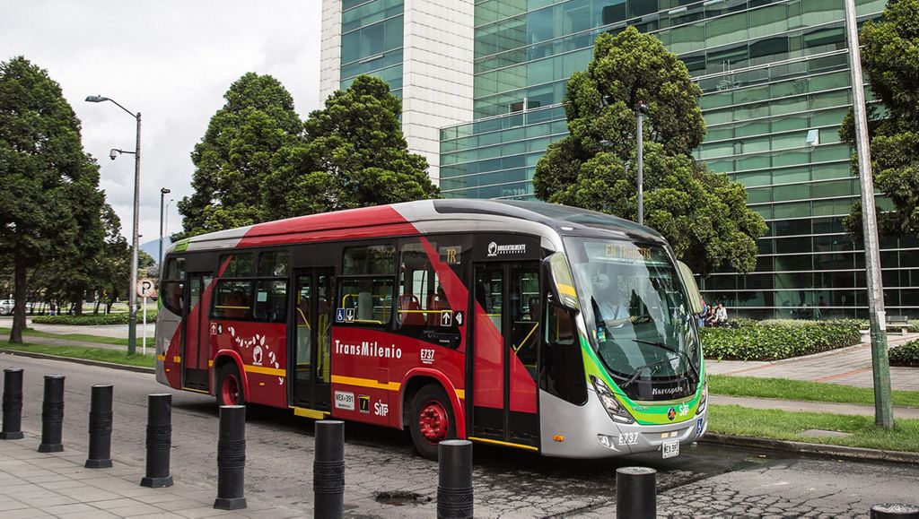 Bogotá vira Referência em Eletromobilidade | Mobilidade Volvo
