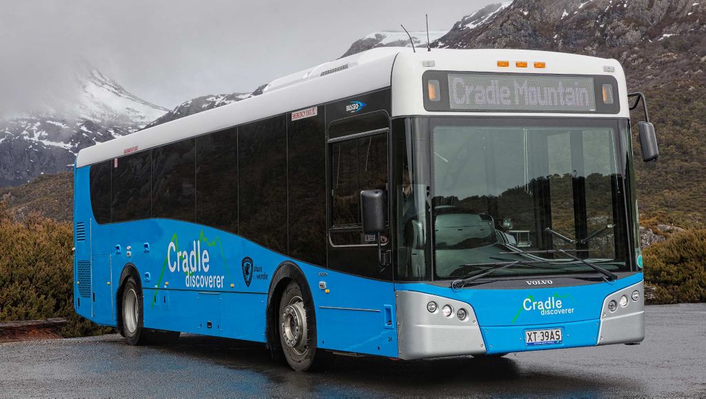 Volvo B5LH Hybrid at Cradle Mountain