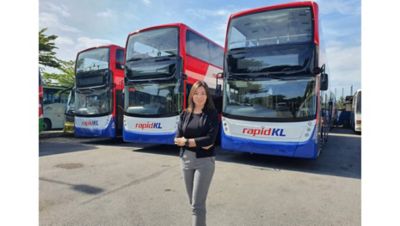 Karen Tan in front of the Volvo B8L Euro 6 Double Deck Buses, operated by Rapid Bus Sdn Bhd a subsidiary of Prasarana Bhd, one of Volvo Buses’ clients in Malaysia