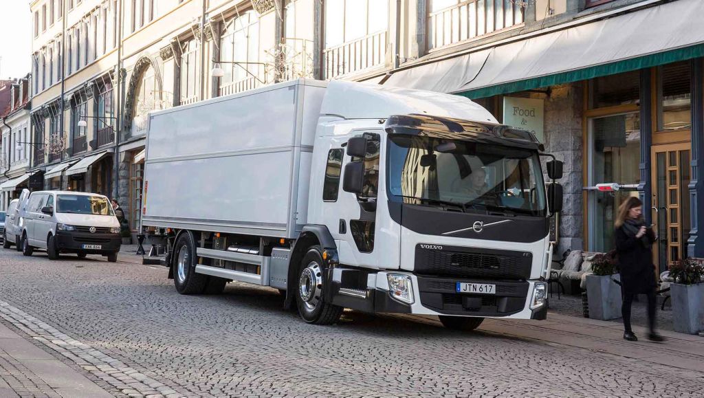 Volvo FE вдосконалюється для вирішення складних завдань при перевезеннях містом