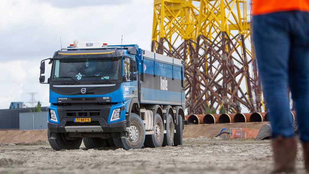 Volvo FMX 8x8