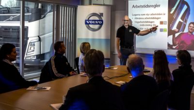 Henrik Svedberg leder YKB-kurser och ansvarar för planering och kvalitetssäkring av utbildningarna.