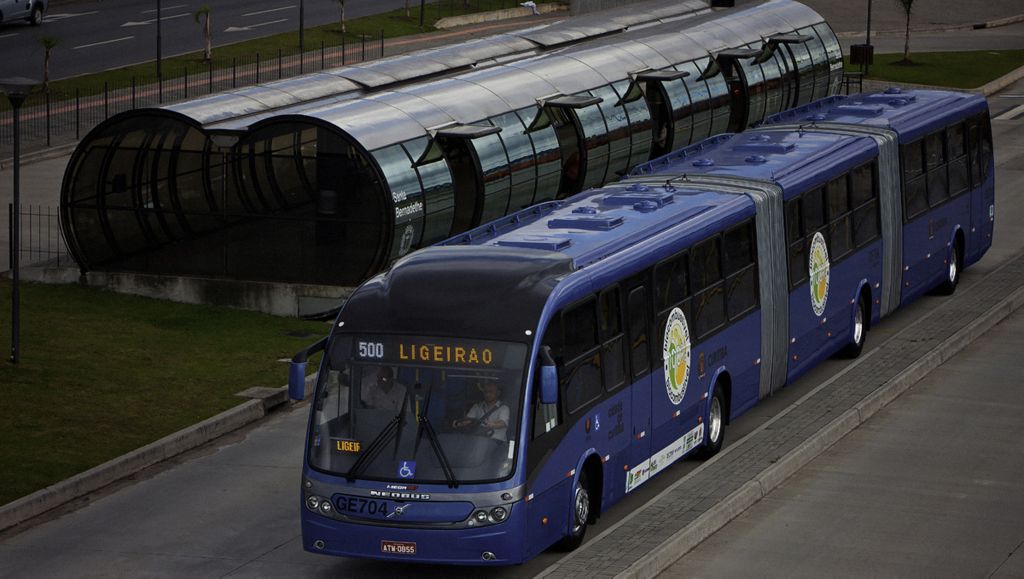 BRT Completou 40 Anos | Mobilidade Volvo