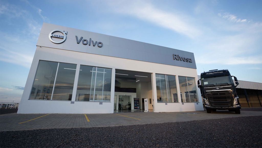 Volvo chega a 100 concessionárias no Brasil