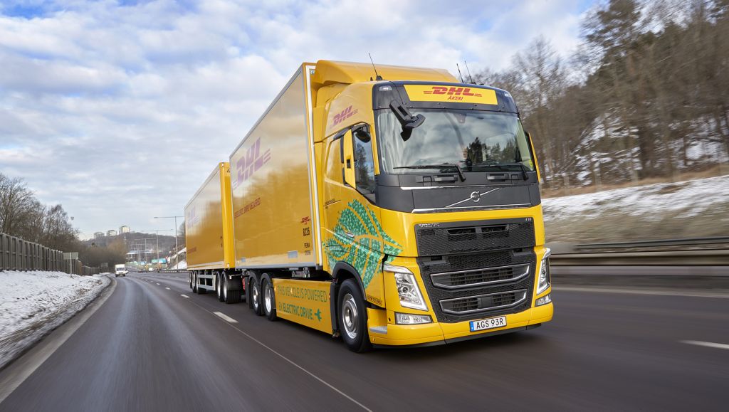 DHL inicia testes com um Volvo FH Elétrico na Europa