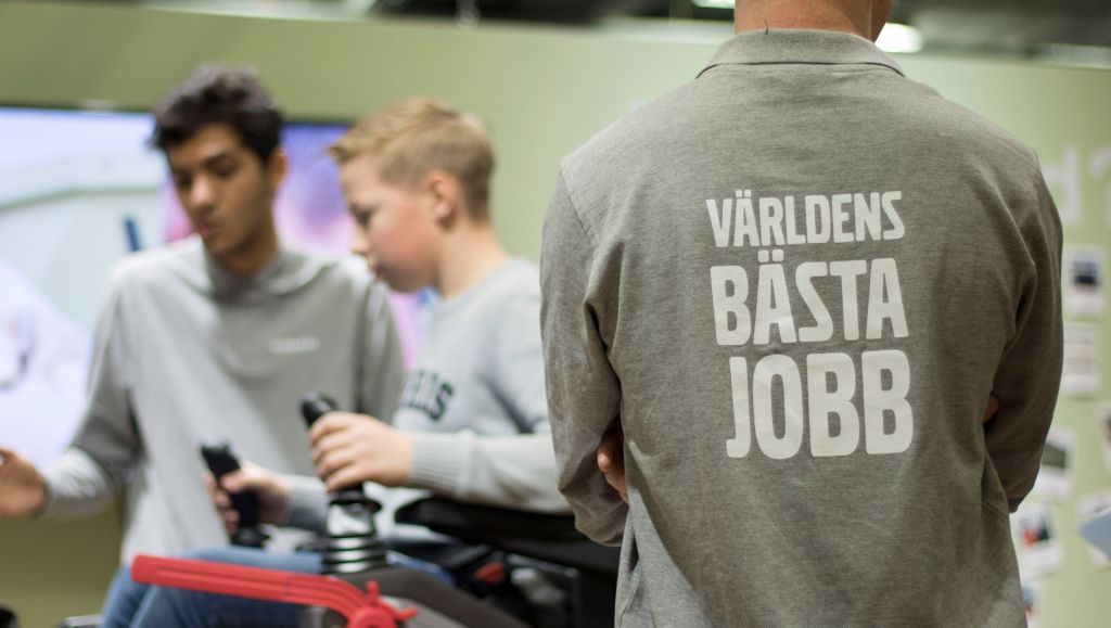 Ryggtavla med texten "Världens bästa jobb"