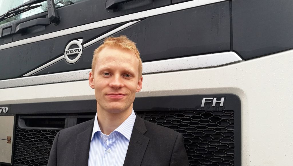 Volvo Trucksin tuotepäällikkö Mikko Aules