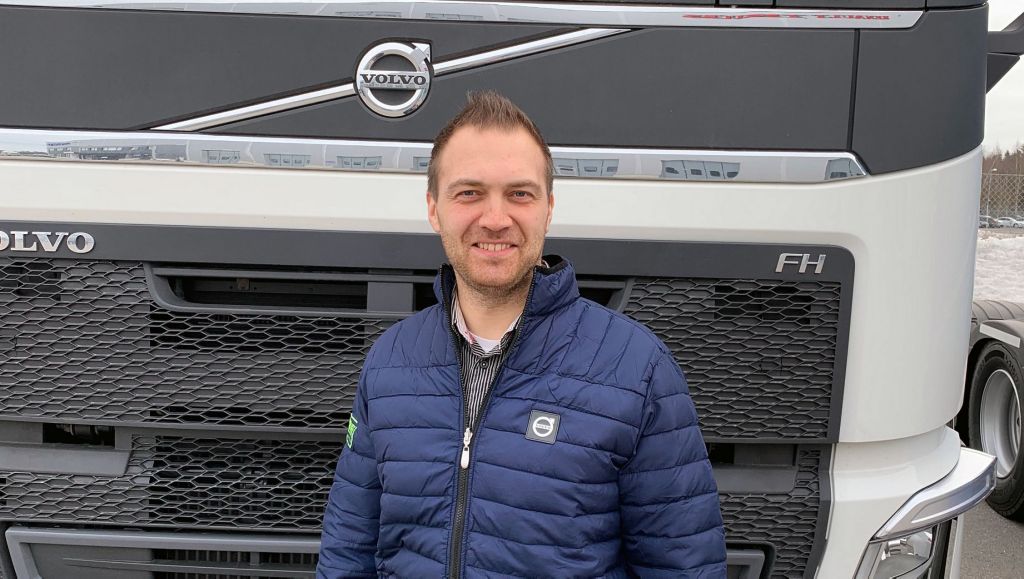 Volvo Truck Center Turussa Volvo kuorma-automyyjä Juho Markko