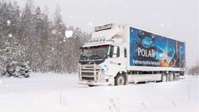Volvo FM ajaa