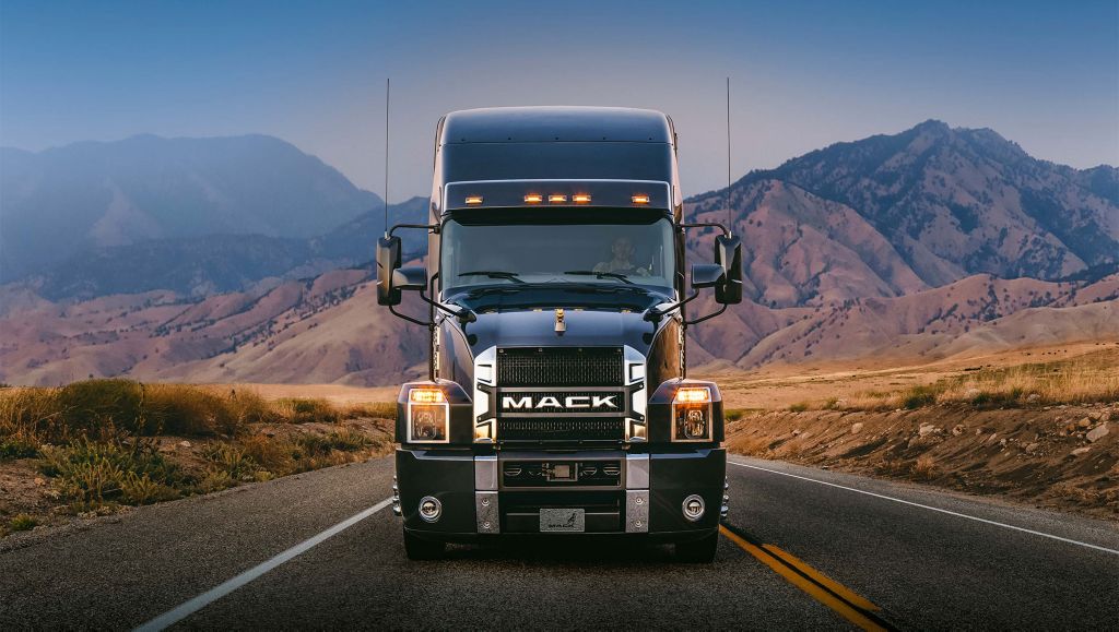 Mack Trucks Celebrates of its 100th Anniversary