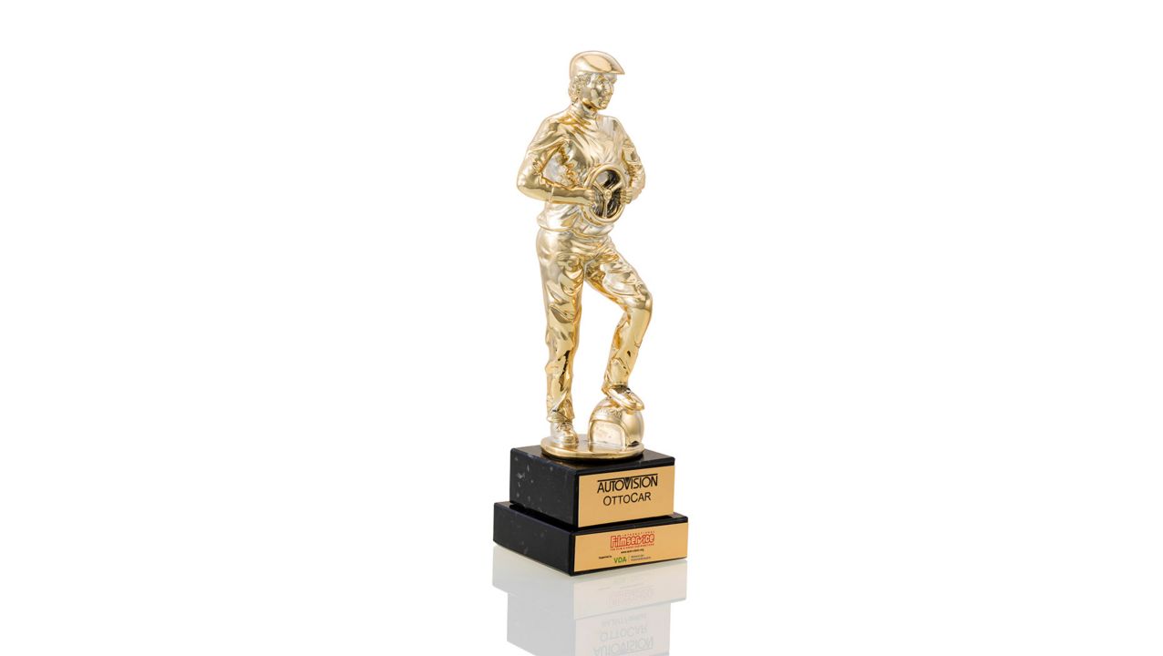 Award prize statuette