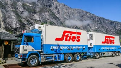 Sties-bilen på vei sørover i Romsdalen