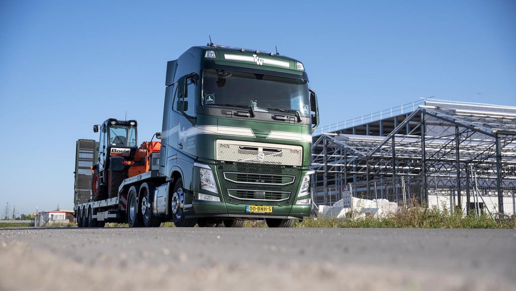 Volvo FMX 8x8 voor Geert Hummel Transport en Grondwerken