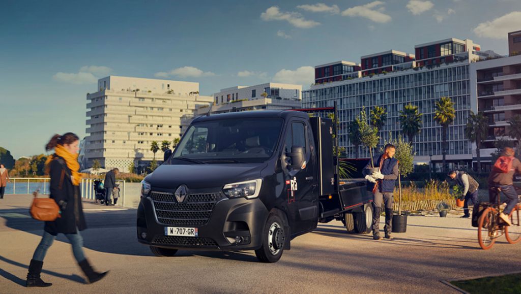 Renault Trucks lanza una oferta de Master Red vans con cuota mensual desde 308 euros