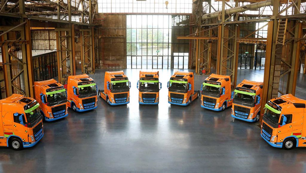 Volvo Safety Truck en LNG op Transport Compleet