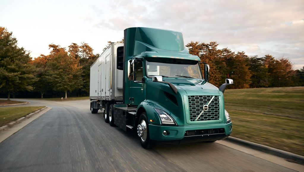 Volvo Trucks Introduces the Volvo VNR Electric Model in the U.S., Canada