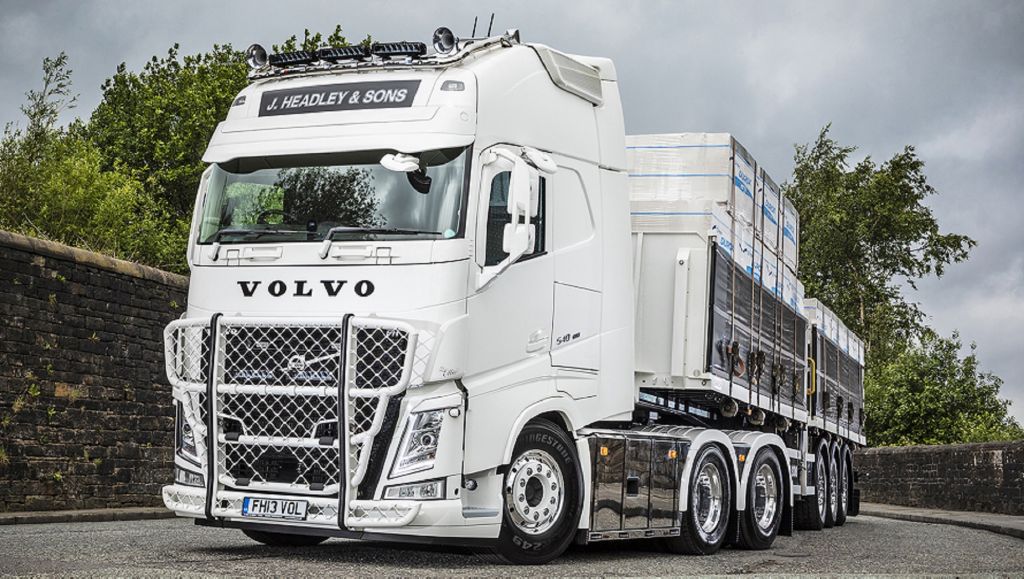 Volvo Trucks provide a transmission transition at G. Headley Transport