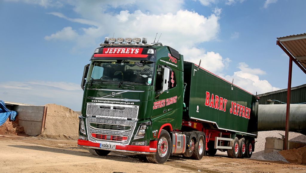 Jeffreys Transport marks a milestone with a new Volvo FH16-750 Lite tractor unit